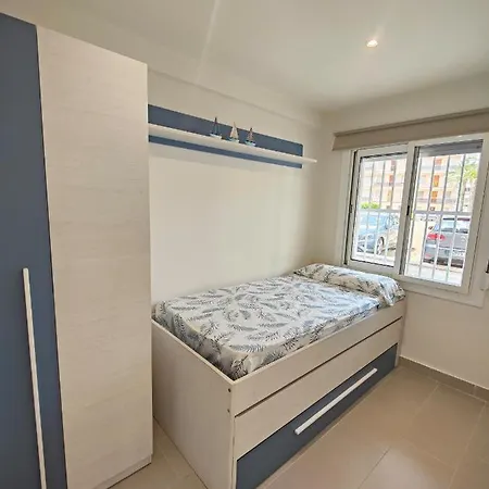 Apartamento Vistas Al Mar De La Pineda! *